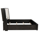 Leandro Wingback Bed