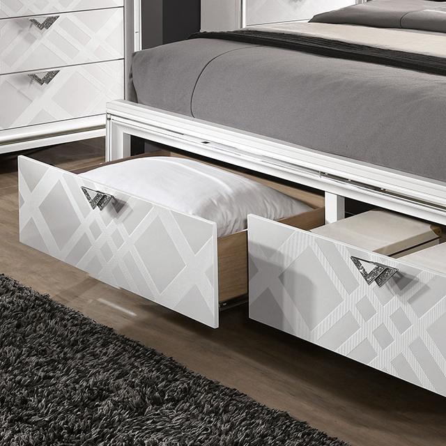 EMMELINE E.King Bed, White