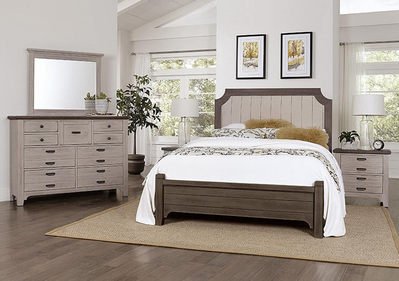 Vaughan-Bassett Bungalow Queen Upholstered Bed in Folkstone