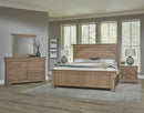Vaughan Bassett Vista King Mansion Bed in Natural Oak